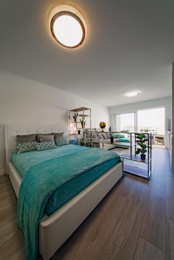 Park Royal 1 Studio Адехе Экстерьер фото