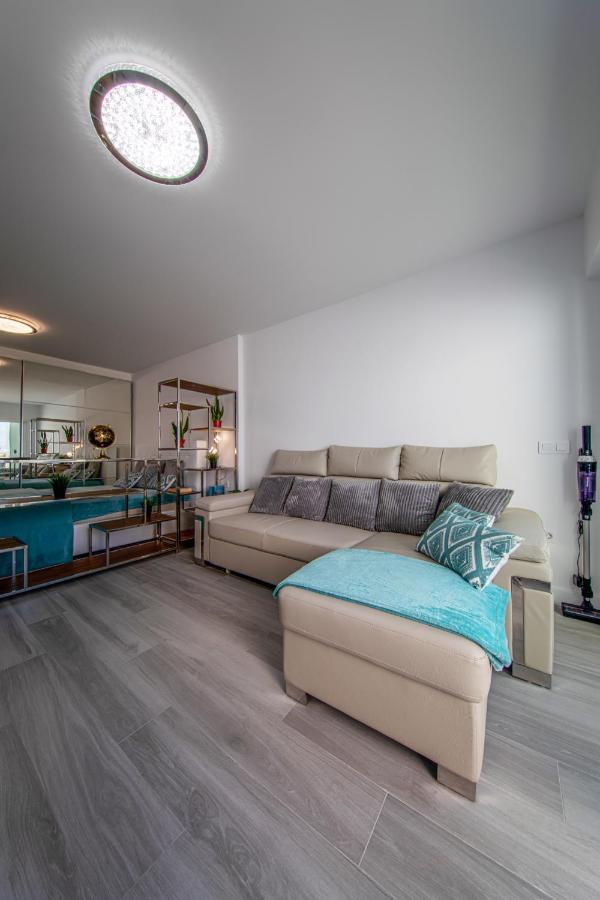 Park Royal 1 Studio Адехе Экстерьер фото