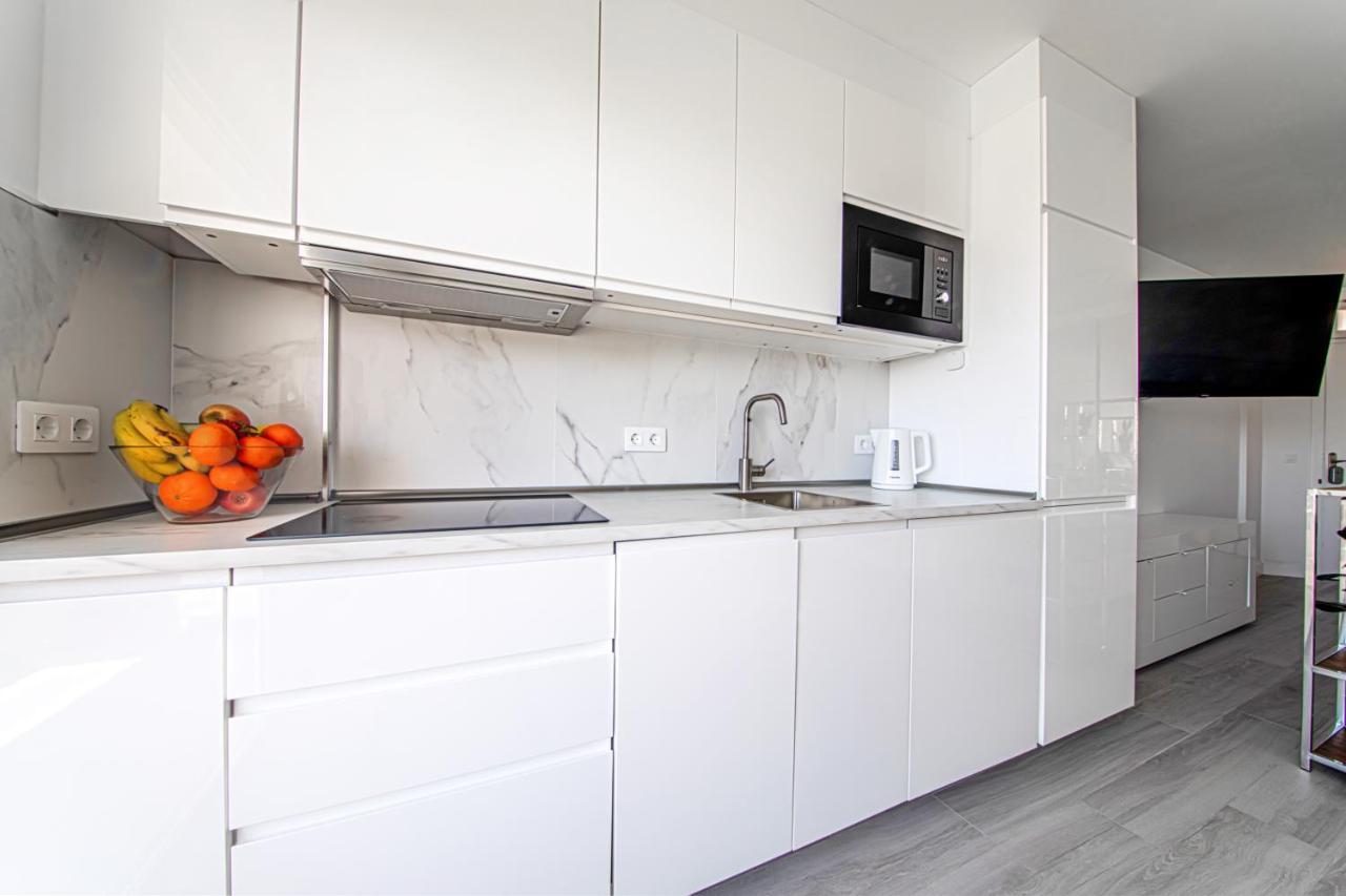 Park Royal 1 Studio Адехе Экстерьер фото